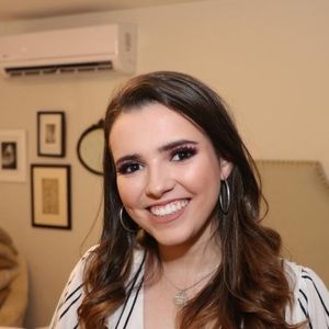 Meet your Posher, Elena